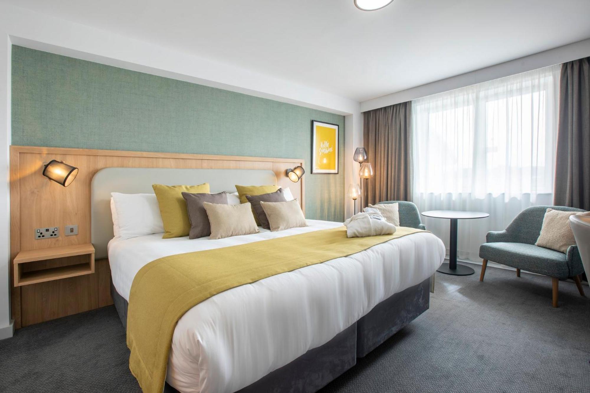 Holiday Inn Oxford By Ihg Exterior foto
