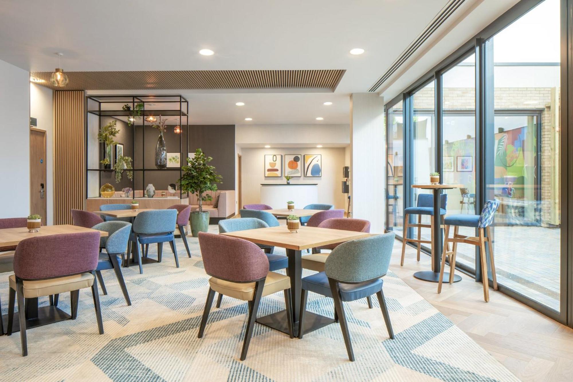 Holiday Inn Oxford By Ihg Exterior foto